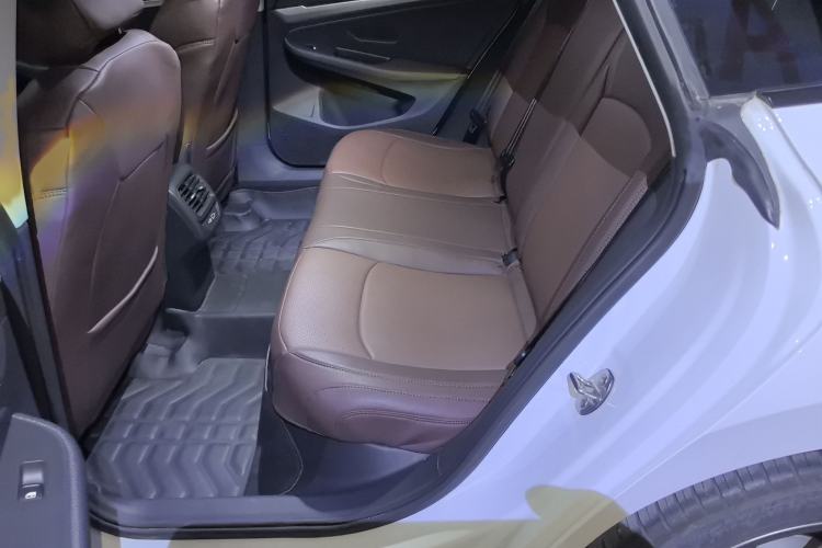 Used Volkswagen Lamando 2024 Lingdu L 200TSI DSG Trendy & Spicy Edition Interior 4