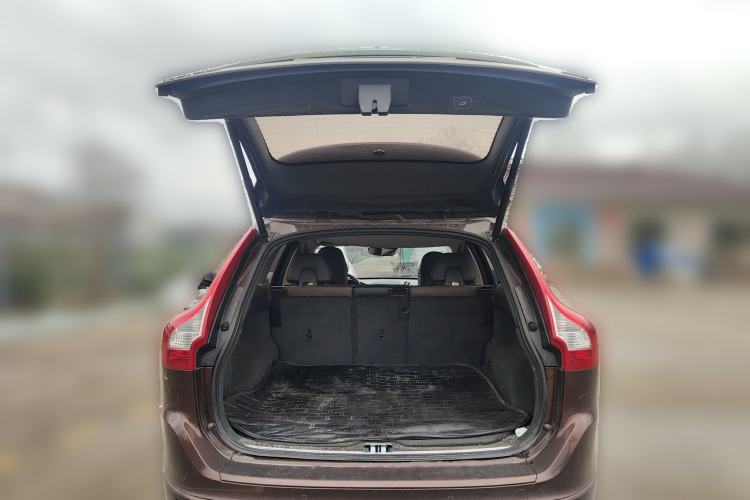 Used Volvo XC60 2015 T5 AWD Zhiyuan Edition
