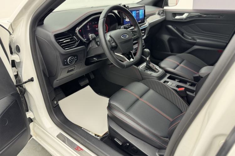 Used Ford Focus 2022 Hatchback EcoBoost 180 Automatic ST Line