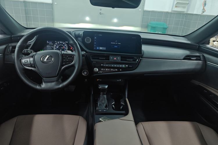 Used Lexus ES 2022 200 Excellence Edition