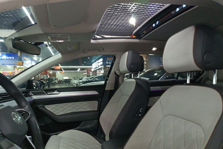 Used Volkswagen Magotan 2023 2 Million Units Limited Edition 330TSI DSG Leading Version Headliner