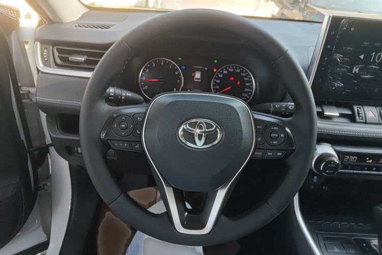 Used Toyota Wildlander 2021 2.0L CVT Two-Wheel Drive Luxury Edition
