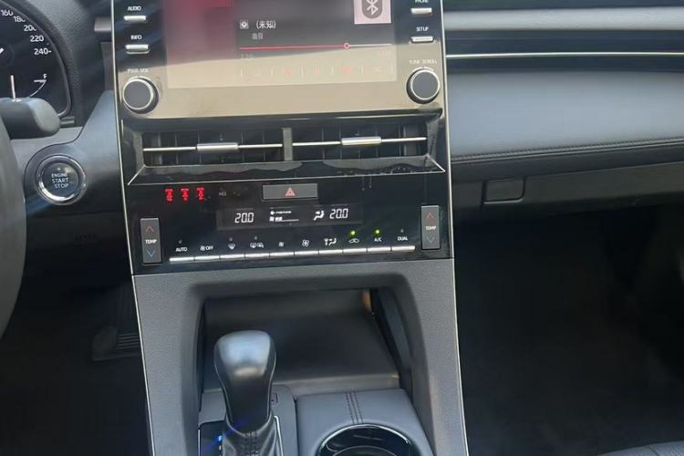 Used Toyota Avalon 2019 2.0L Luxury Edition China VI Standard