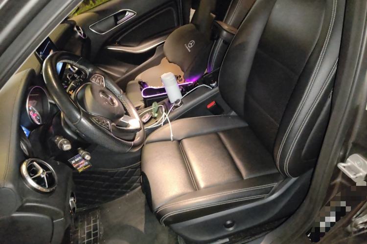 Used Mercedes-Benz GLA 2016 GLA 220 4MATIC Fashion Edition Left Front Seat