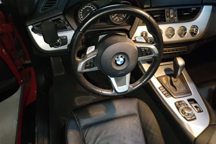 Used BMW Z4 2009 sDrive23i Leading Model
