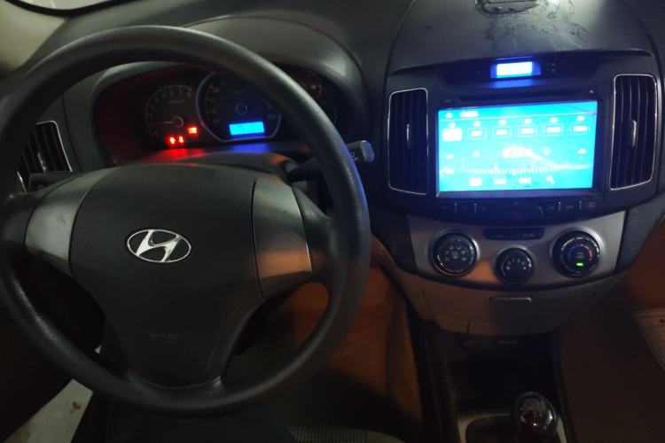 Used Hyundai Celesta 2015 1.6L Manual Comfort Model
