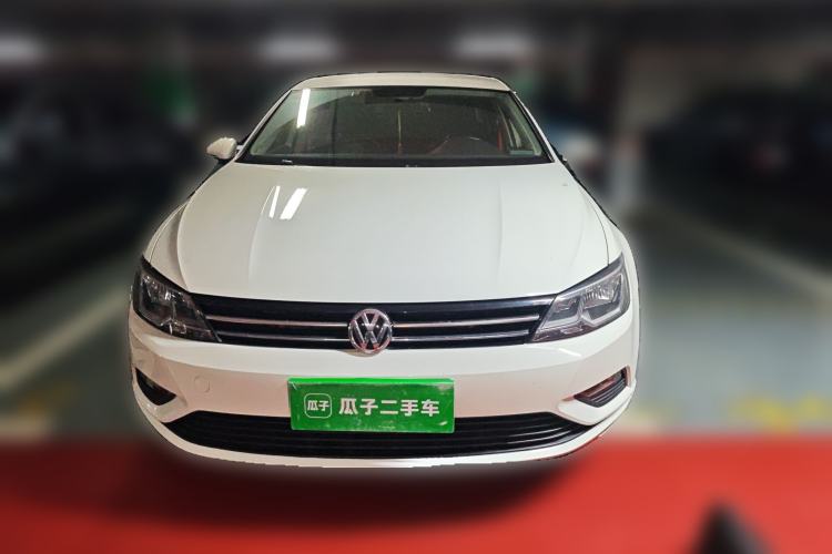 Used Volkswagen Lamando 2015 230TSI Manual Trend Edition
