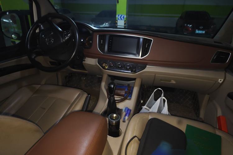 Used FORTHING Lingzhi 2018 M5 1.6L 7-Seater Luxury Model
