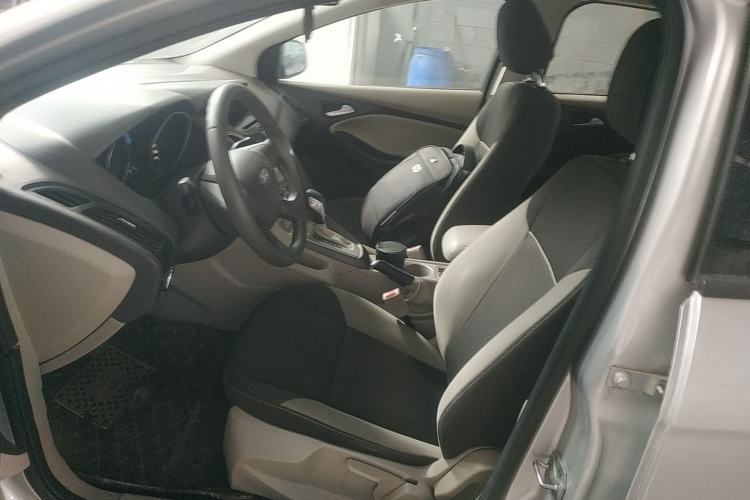 Used Ford Focus 2012 Sedan 1.6L Automatic Comfort Model Left Front Seat