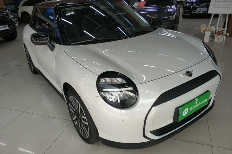 Used MINI Electric MINI COOPER 2024 456km COOPER E Classic Edition
