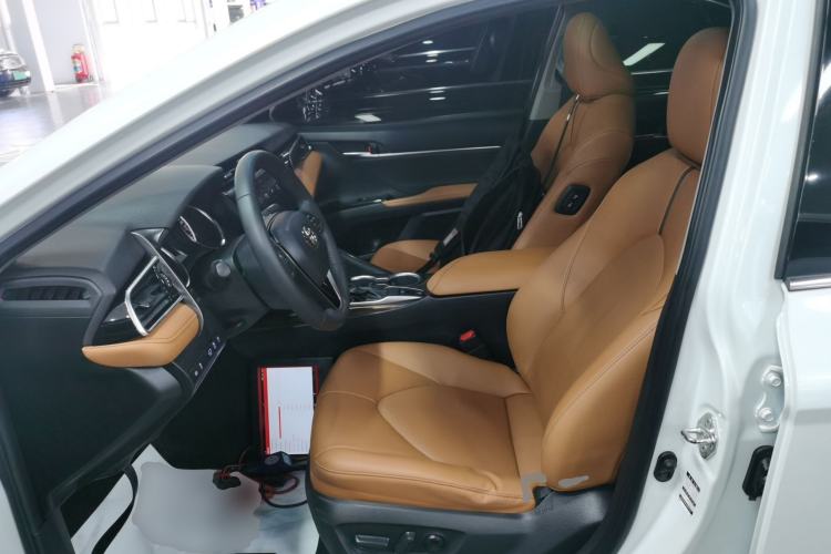 Used Toyota Camry 2019 Revised Version 2.0G Luxury Edition Left Front Seat