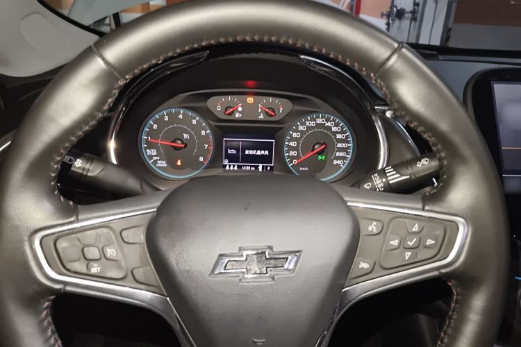 Used Chevrolet Malibu XL 2022 Redline 550T Automatic Sport Edition Steering Wheel