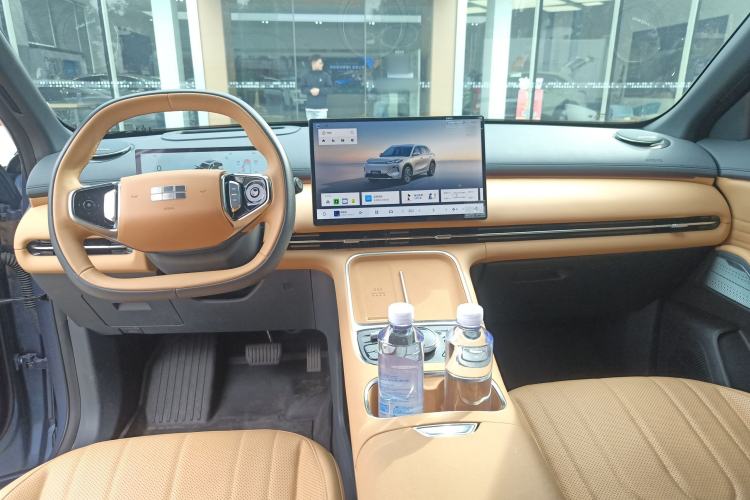 Used Geely Galaxy Galaxy Xingjian 7 EM-i 2025 120km Flagship Edition
