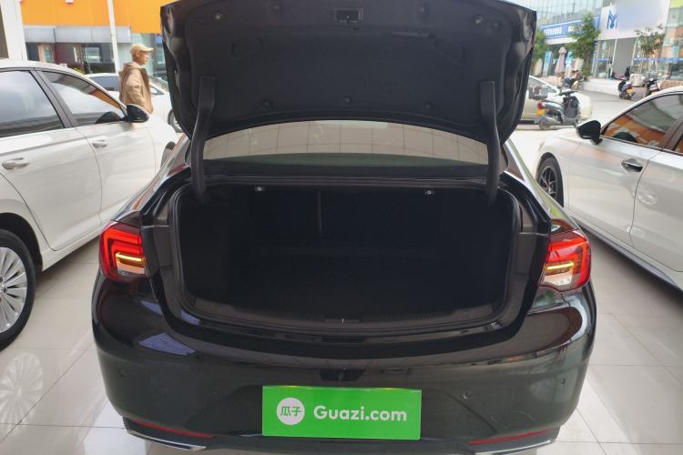 Used Buick Regal 2020 552T Elite Edition Trunk