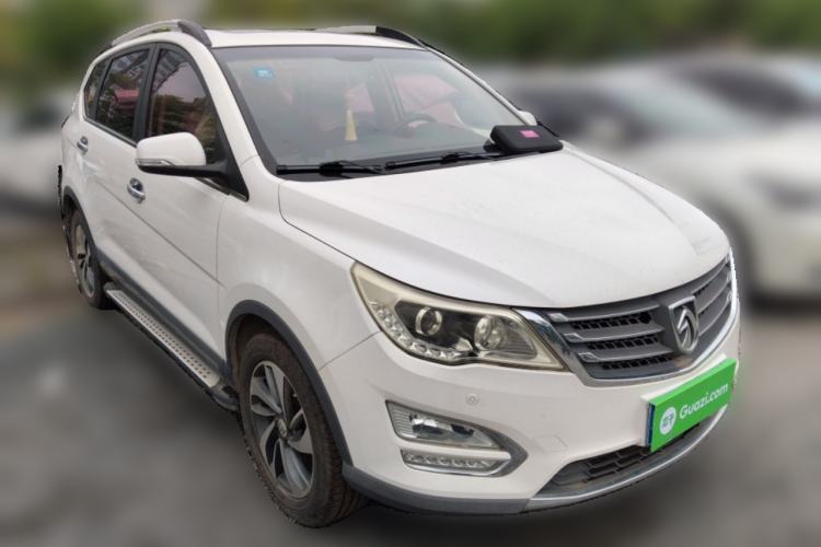 Used Baojun 560 2016 1.8L Manual Luxury Edition