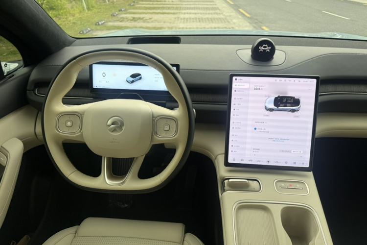 Used Nio ES6 2023 75 kWh
