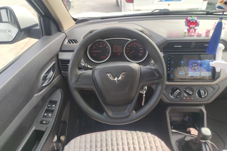 Used Wuling Hongguang 2018 1.5L S Standard Version L2B