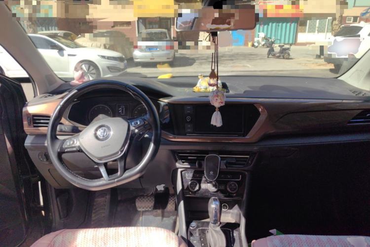 Used Volkswagen Tharu 2019 330TSI Four-Wheel Drive Luxury Edition China VI Standard Center Console