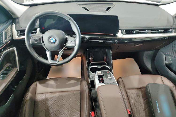 Used BMW X1 2023 sDrive25Li X Design Package Center Console