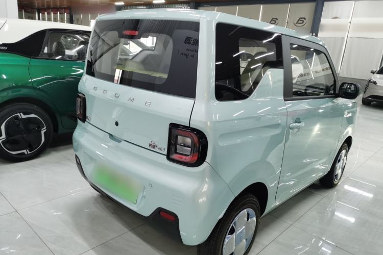 Used Geely Galaxy Panda 2024 Panda Mini 200km Endurance Bear
