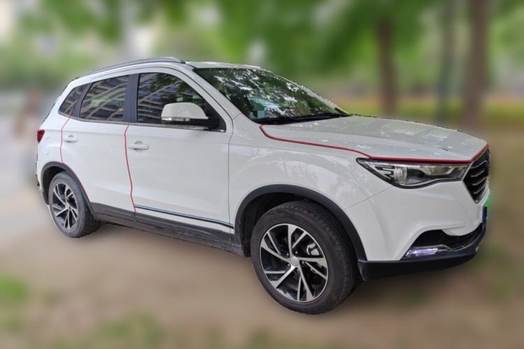 Used Bestune X40 2019 1.6L Automatic Luxury Edition China VI Front Right 45 Deg