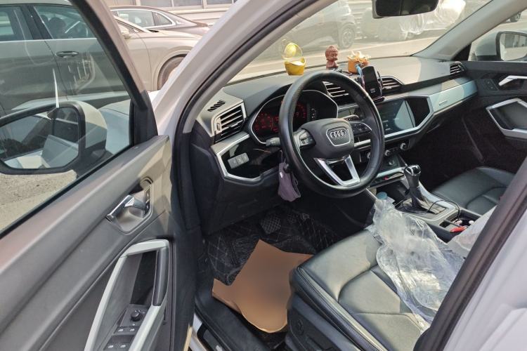 Used Audi Q3 2020 35 TFSI Ambition Style Edition
