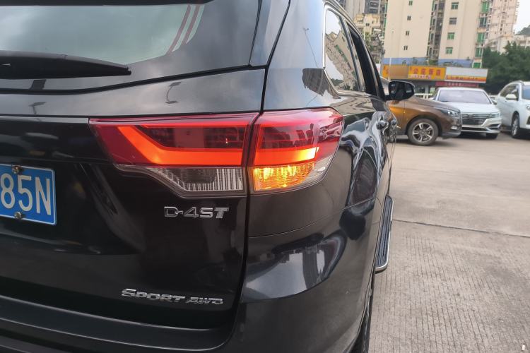 Used Toyota Highlander 2018 2.0T Four-Wheel Drive Luxury Version 7 Seats China VI Standard