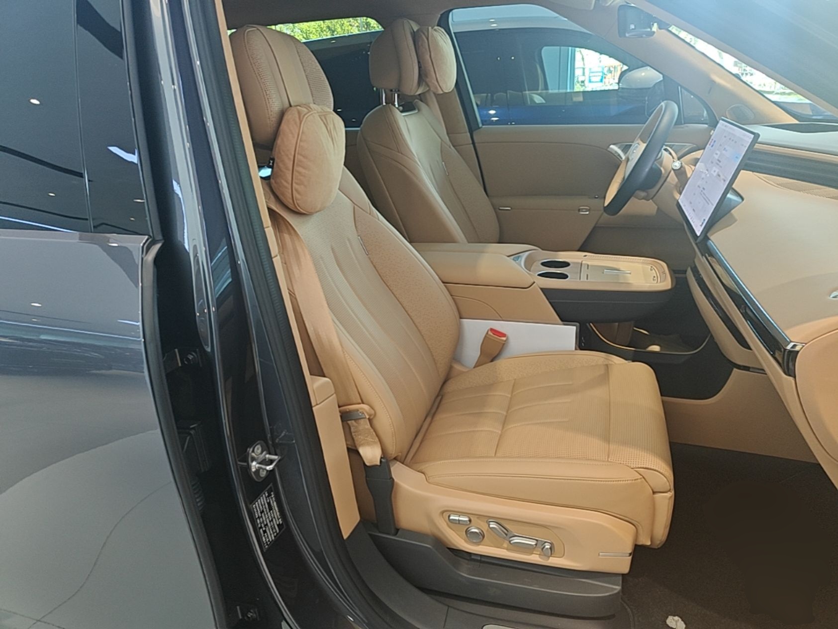 XPeng GX 2026 Model Range-Extended 1585 All-Wheel-Drive Ultra — снимка 19