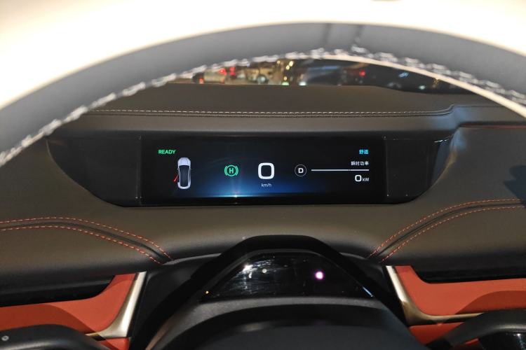 Used Xiaomi Auto SU7 2024 Rear-Drive Long-Range Intelligent Driving Version Instrument Cluster