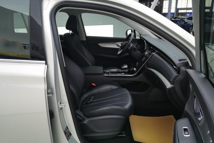 Used Roewe RX5 MAX 2021 Supreme Series 300TGI Automatic Luxury Cabin Edition