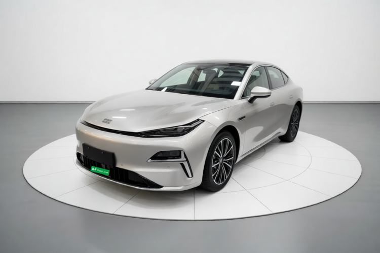 Used Geely Galaxy 8 2026 Model 225km EM-i Long-Range Voyager Edition