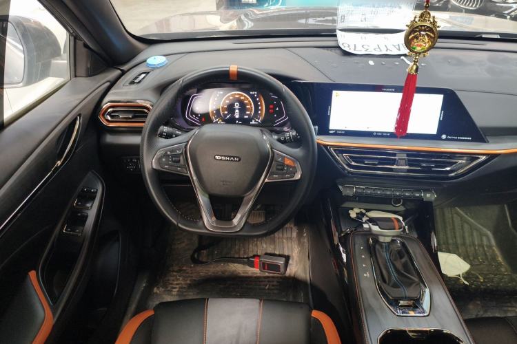 Used CHANGAN OSHAN X5 2022 Sport Edition 1.5T DCT Hurricane Sonic Steering Wheel