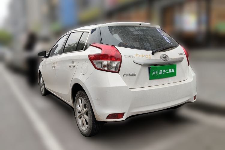 Used Toyota YARiS L Zhi Xuan 2015 1.5E Automatic Charm Edition
