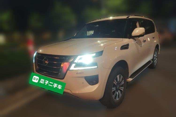 Used Nissan Patrol Middle East Version, 4.0L, Automatic, Gasoline, 7 Seater