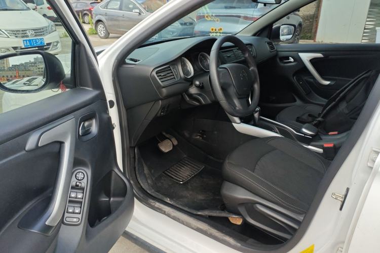 Used Citroen C3-XR 2015 1.6L Automatic Fashion Model