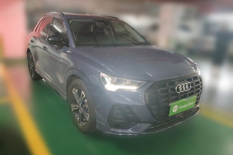 Used Audi Q3 2022 35 TFSI Fashion Dynamic Model Front Right 45 Deg