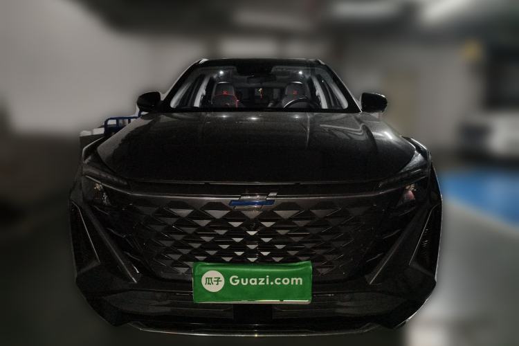 Used CHANGAN OSHAN Z6 2022 Blue Whale 1.5T DCT Smart Edition Front