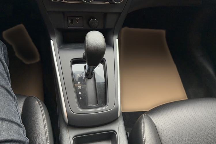 Used Nissan Sylphy 2021 Classic 1.6XE CVT Exclusive Edition Gear Lever