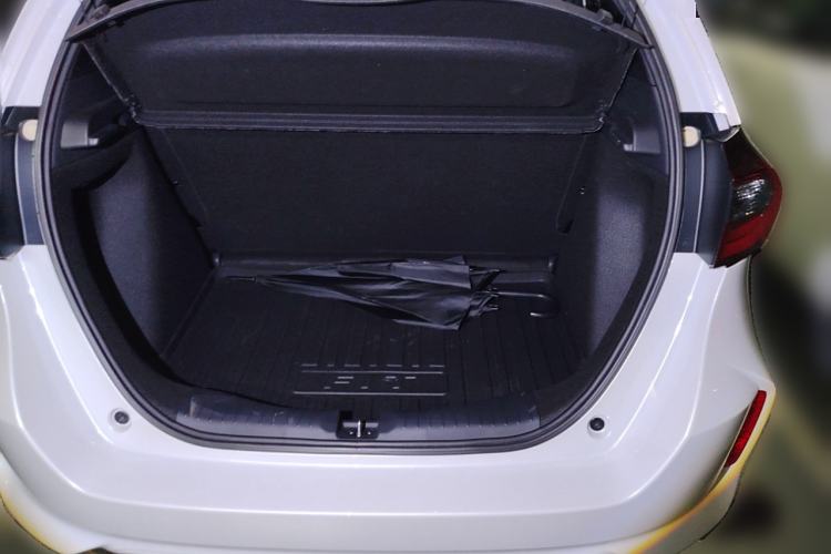 Used Honda Fit 2023 1.5L CVT Trend Edition Trunk