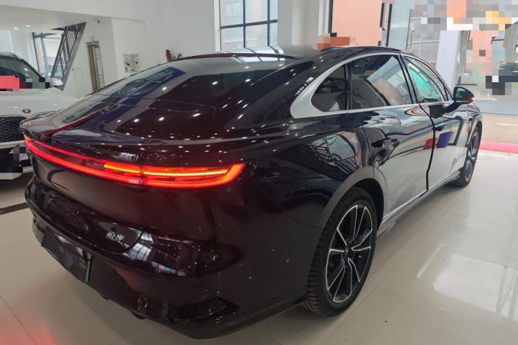 Used VOYAH PASSION 2024 PHEV Four-Wheel Drive Ultra-Long Range Flagship Model Rear Right 45 Deg