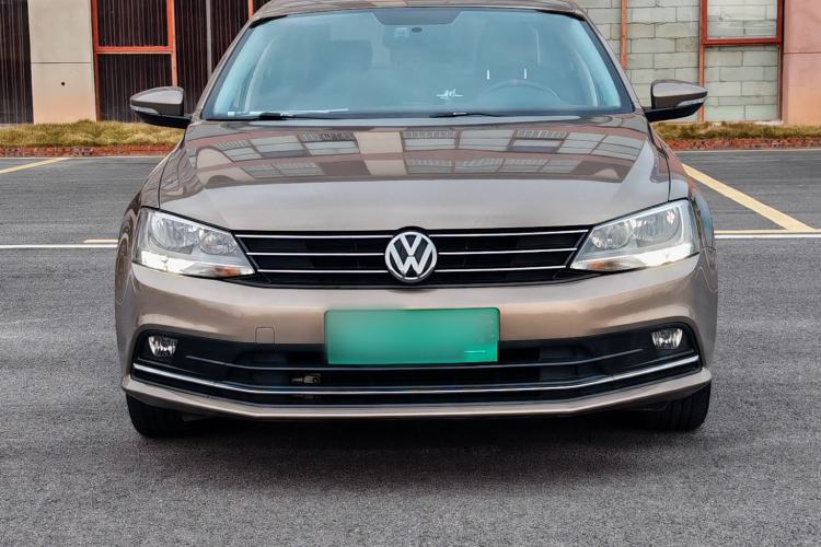 Used Volkswagen Sagitar 2016 230TSI 25th Anniversary Edition Exterior 2