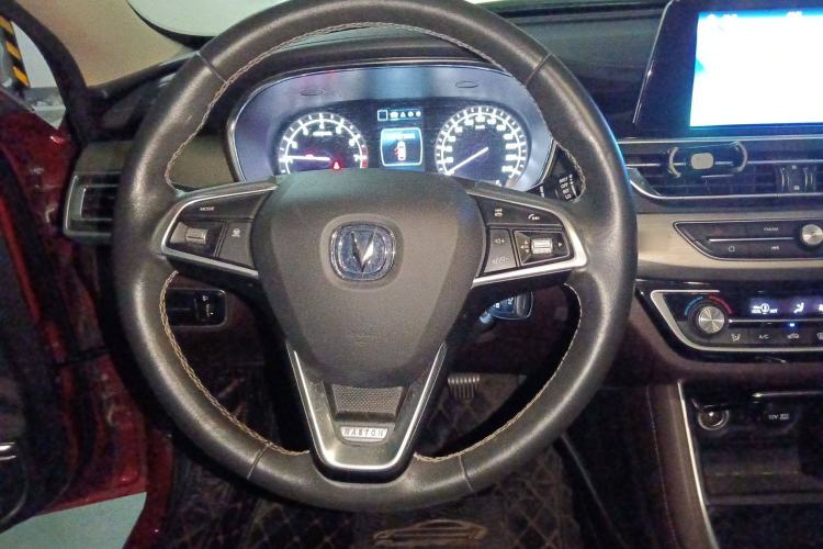 Used Changan Raeton CC 2018 1.5T Manual Elegant Model China V Standard
