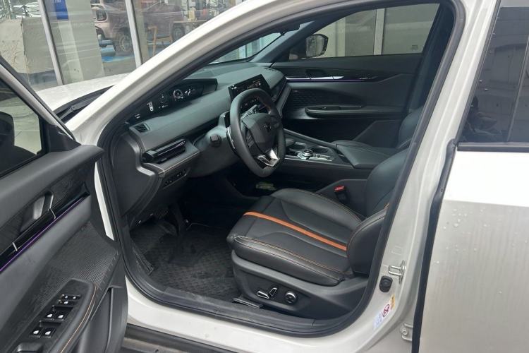 Used Changan UNI-V 2024 1.5T Prestige Edition
