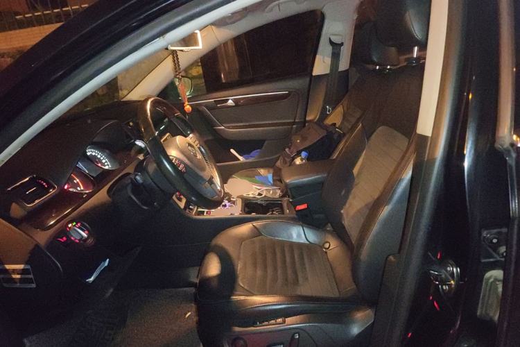 Used Volkswagen Magotan 2015 2.0 TSI Prestige Model
