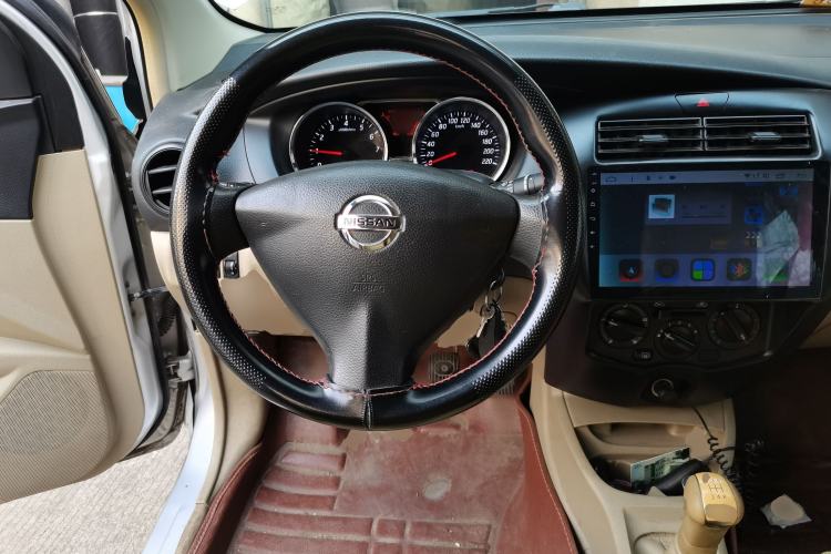 Used Nissan Livina 2015 1.6XE Manual Comfort Edition