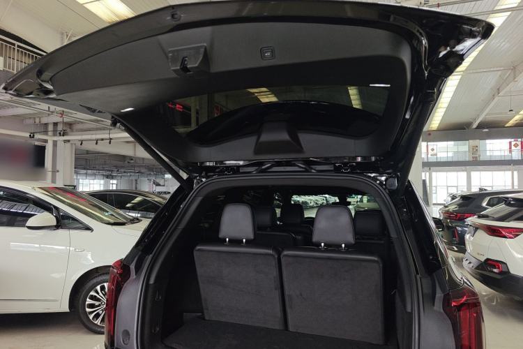 Used Cadillac XT6 2022 2.0T Six-Seater Four-Wheel Drive Luxury Version
