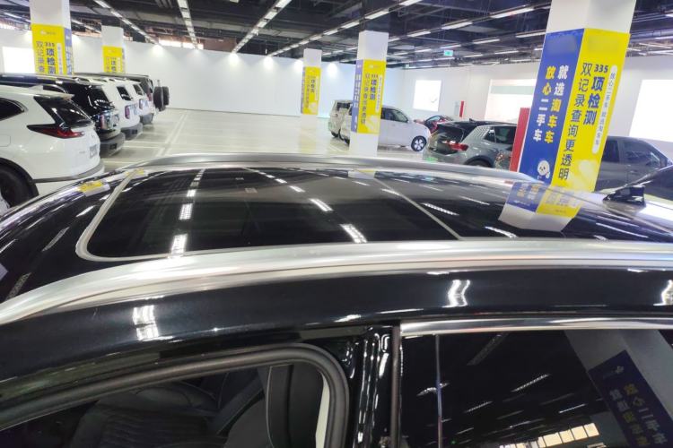 Used Hongqi HS5 2022 Revised Version 2.0T Smart Connect Flagship Edition
