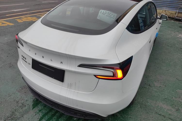 Used Tesla Model 3 2025 Long-Range All-Wheel-Drive Version
