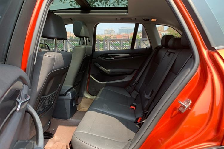 Used BMW X1 2015 sDrive18i Leading Edition