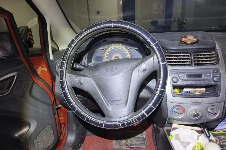 Used Chevrolet Sail 2013 Sedan 1.2L Manual Fashionable Happiness Edition
